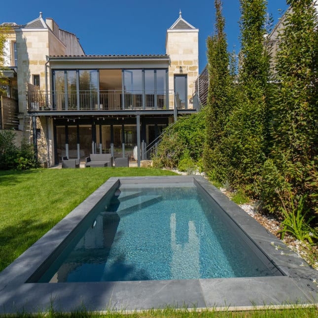 Constructeur de piscine à bordeaux - Bassins Atypiques - Georges Mandel